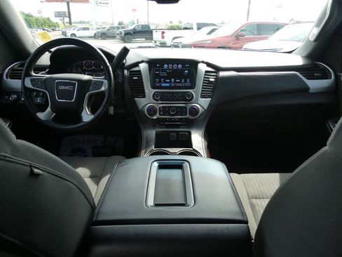 Used 2017 GMC Yukon SLE w/ SLE Value Package AWD/4WD image 19
