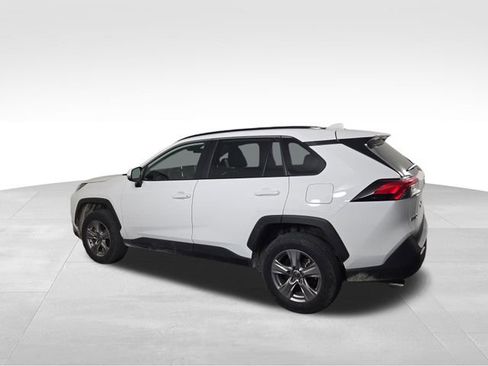 Used 2025 Toyota RAV4 XLE image 10