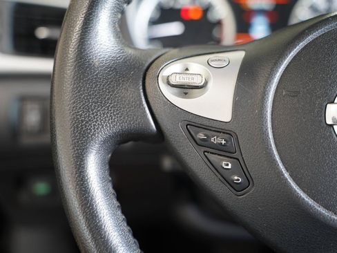 Used 2019 Nissan Sentra SV FWD image 12