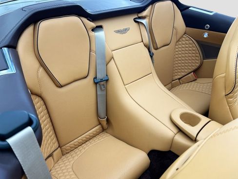 Used 2017 Aston Martin Vanquish Volante image 20