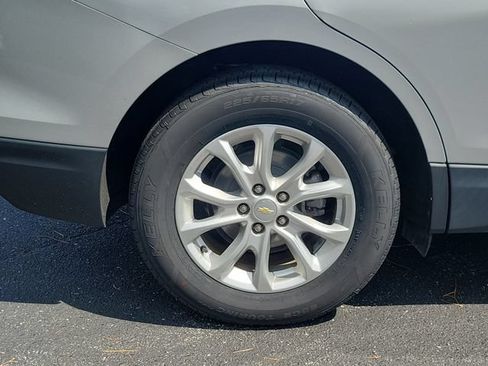 Used 2019 Chevrolet Equinox LT FWD image 7