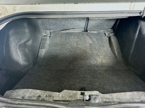 Used 2011 Dodge Challenger RWD image 24