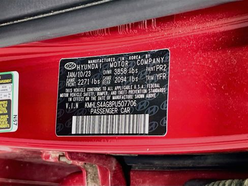 Used 2023 Hyundai Elantra SEL w/ Convenience Package FWD image 31