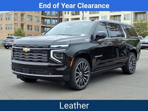New 2025 Chevrolet Suburban High Country image 2