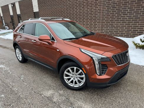 Used 2019 Cadillac XT4 Luxury w/ Cold Weather Package image 40