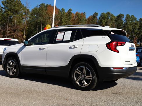 Used 2020 GMC Terrain SLT image 23