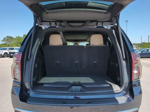 Used 2023 Chevrolet Tahoe Premier AWD/4WD image 6