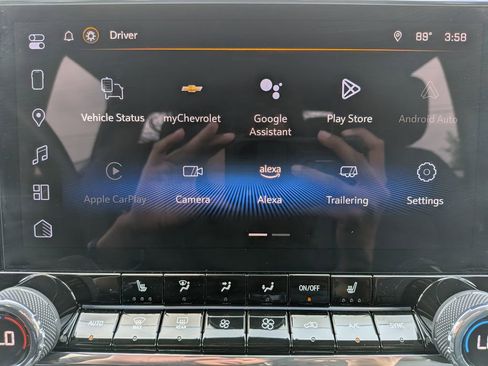 Used 2025 Chevrolet Colorado LT w/ LT Convenience Package RWD image 19