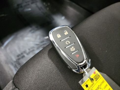 Used 2023 Chevrolet Malibu LT image 36