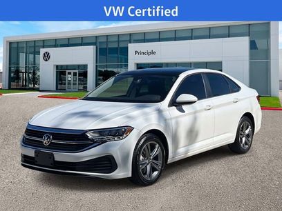 Certified 2024 Volkswagen Jetta SE w/ Panoramic Sunroof Package