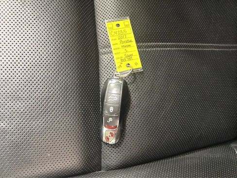 Used 2017 Porsche Macan S image 23