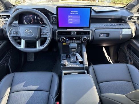Certified 2025 Toyota Tacoma Limited image 24