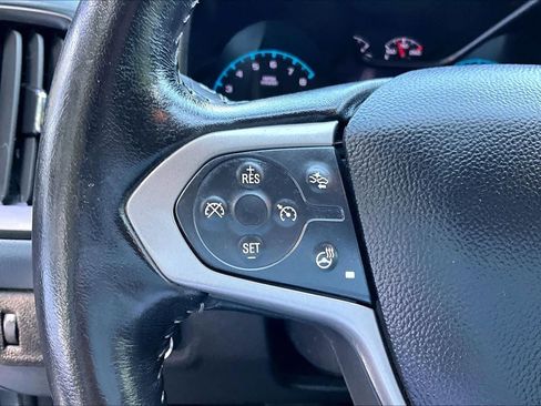 Used 2022 Chevrolet Colorado Z71 w/ Safety Package AWD/4WD image 22