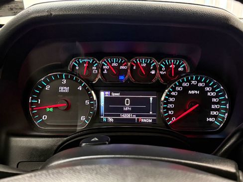 Used 2015 Chevrolet Tahoe LT image 32