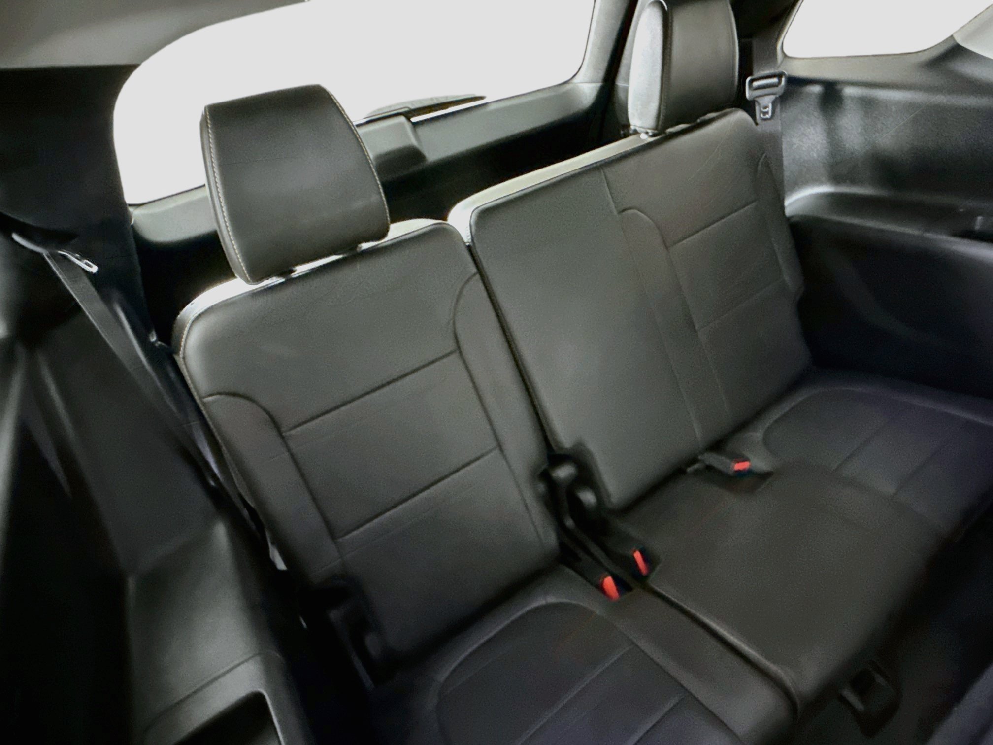 Used 2020 Chevrolet Traverse Premier w/ Redline Edition FWD image 30