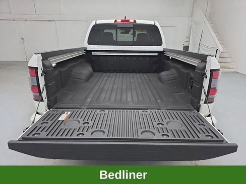 Used 2024 Nissan Frontier SV w/ SV Convenience Package AWD/4WD image 48