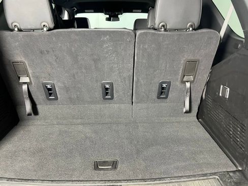 Used 2025 Chevrolet Tahoe Z71 image 27