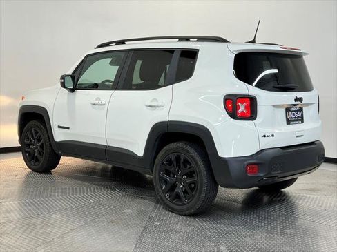 Certified 2022 Jeep Renegade Altitude w/ Sun/Sound Group image 5