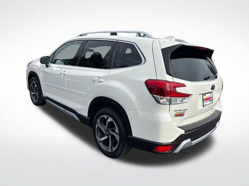 Used 2023 Subaru Forester Touring w/ Popular Package #2 AWD/4WD image 3