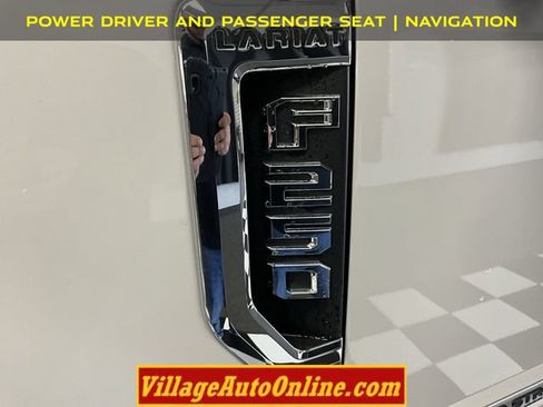 Used 2017 Ford F250 Lariat w/ Lariat Ultimate Package AWD/4WD image 11