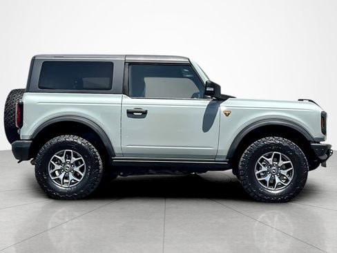 Used 2021 Ford Bronco Badlands image 6