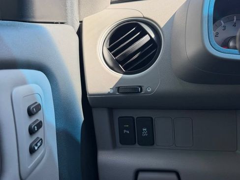 Used 2012 Honda Pilot Touring image 22