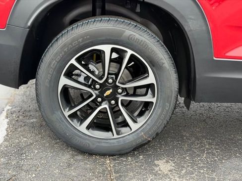 New 2026 Chevrolet TrailBlazer LT w/ Convenience Package FWD image 15