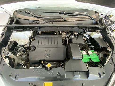 Used 2015 Toyota Highlander Limited image 42