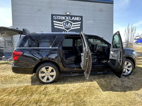 Used 2024 Ford Expedition Max Platinum image 28