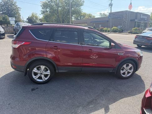 Used 2014 Ford Escape SE w/ Equipment Group 201A FWD image 5