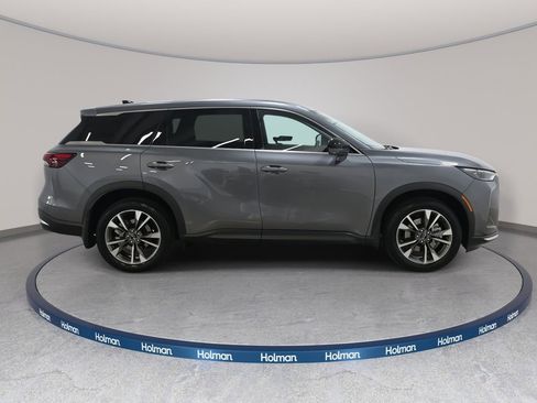 Certified 2026 INFINITI QX60 Pure w/ Cargo Package AWD/4WD image 4