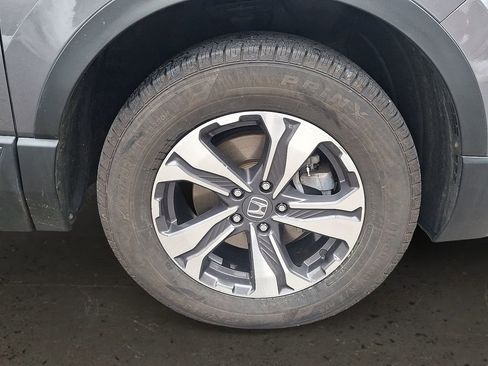 Used 2018 Honda CR-V LX image 9