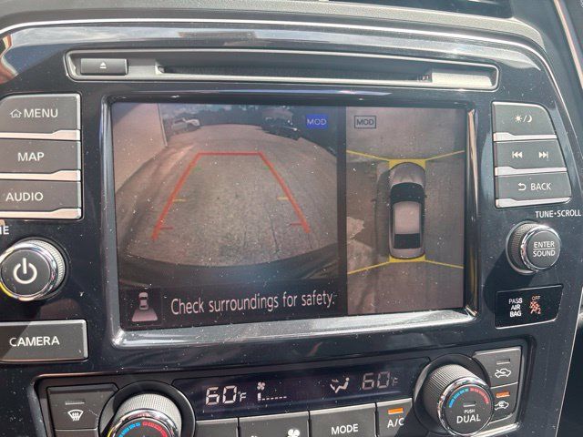 Used 2021 Nissan Maxima SR w/ Sport Mat Group FWD image 17