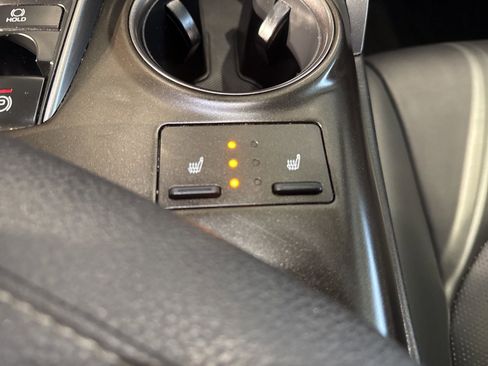 Used 2023 Toyota Camry XSE image 24