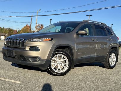 Used 2018 Jeep Cherokee Latitude w/ Cold Weather Group