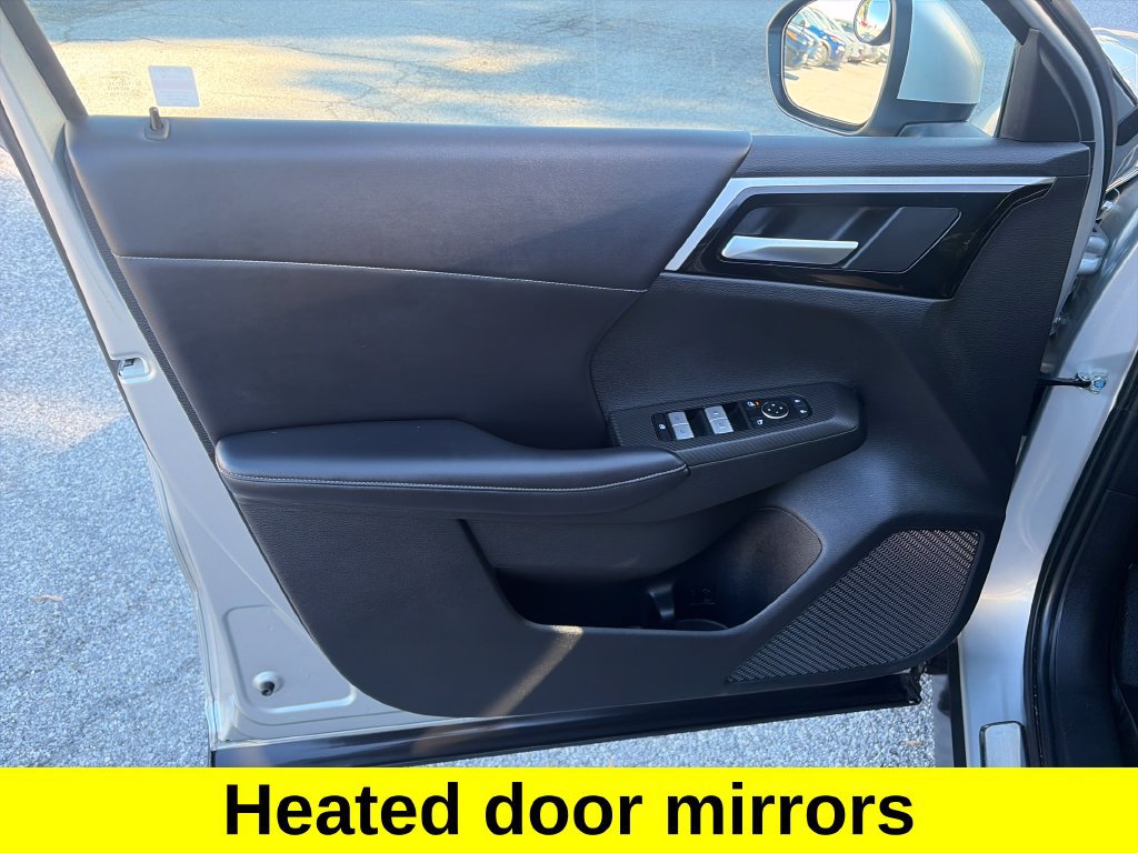 Used 2022 Mitsubishi Outlander SE AWD/4WD image 10