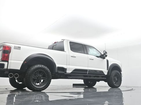 New 2026 Ford F250 Lariat w/ Black Appearance Package image 51