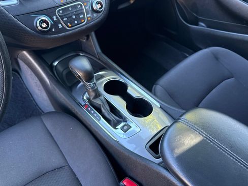 Used 2023 Chevrolet Malibu LT FWD image 16