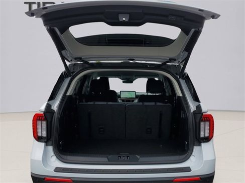 New 2026 Ford Explorer Active image 37