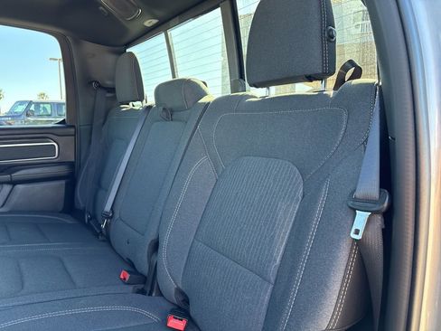Used 2021 RAM 1500 Big Horn AWD/4WD image 18