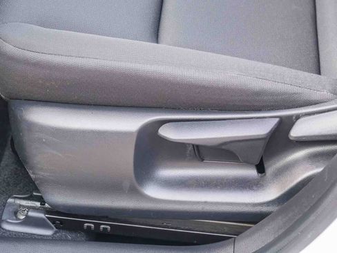 Used 2024 Toyota Corolla LE FWD image 24