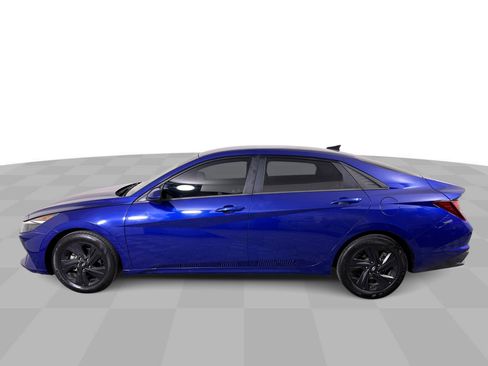 Used 2022 Hyundai Elantra SEL w/ Convenience Package image 42