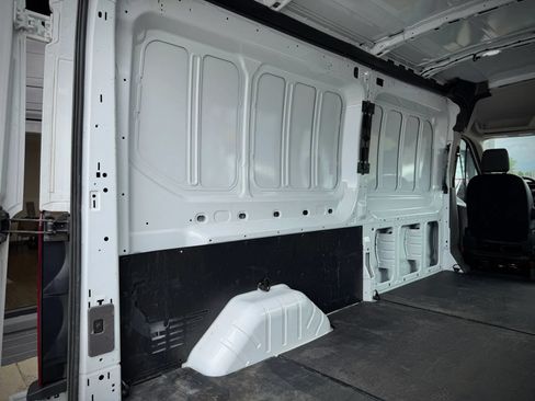 Used 2020 Ford Transit 250 Medium Roof AWD w/ Load Area Protection Package image 21