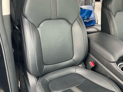 Used 2023 Honda Pilot EX-L image 19