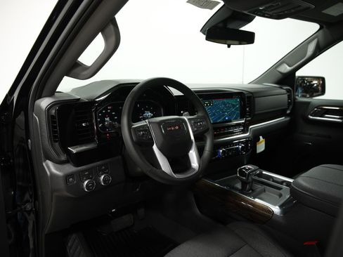 New 2026 GMC Sierra 1500 Elevation image 21