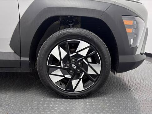 Used 2024 Hyundai Kona SEL AWD/4WD image 35