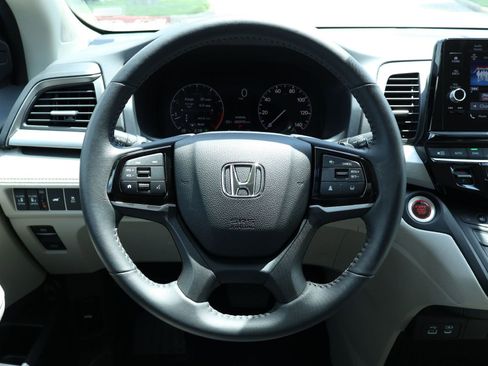 Used 2025 Honda Odyssey EX-L image 15