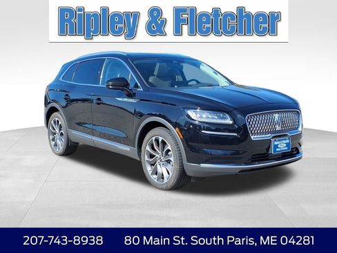 Used 2021 Lincoln Nautilus Reserve AWD/4WD image 3