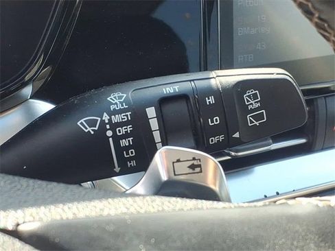 Used 2022 Kia Niro EX w/ Cold Weather Package image 16