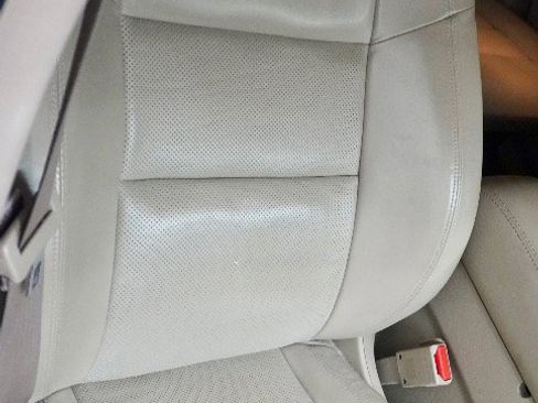 Used 2016 Jeep Grand Cherokee Limited w/ Luxury Group II image 9